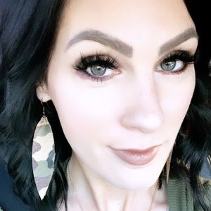 Meet your Posher, Linzey